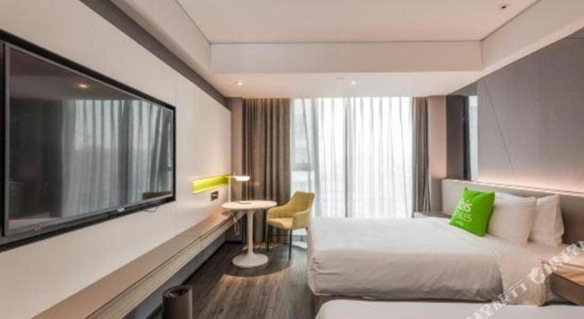 Ibis Styles Yangzhou Baixiang Rd Hotel Exterior photo