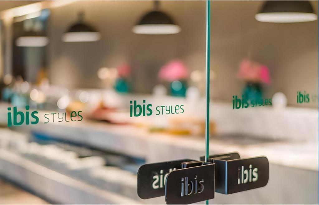 Ibis Styles Yangzhou Baixiang Rd Hotel Exterior photo